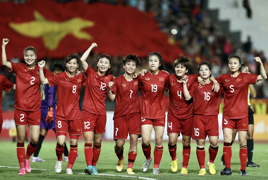 dt-nu-viet-nam-ren-quan-chuan-bi-doi-dau-voi-dai-thu-thach