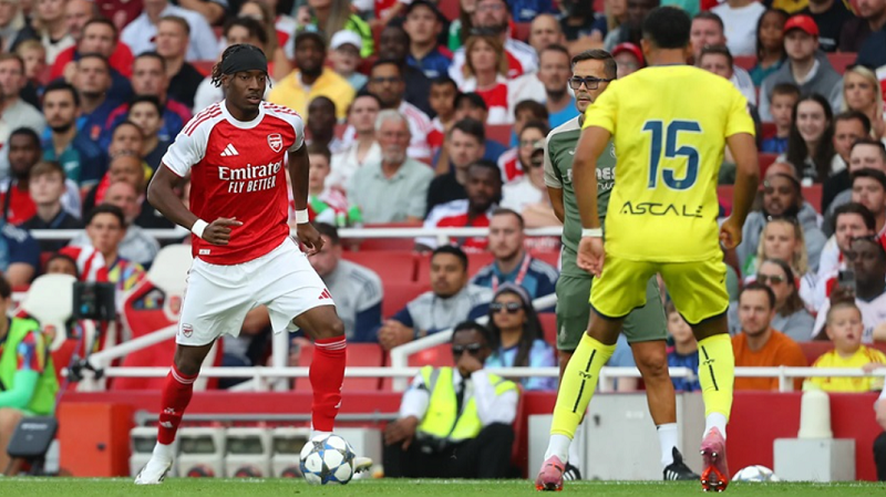 madueke-chi-choi-13-phut-fan-arsenal-khang-dinh-an-dut-martinelli